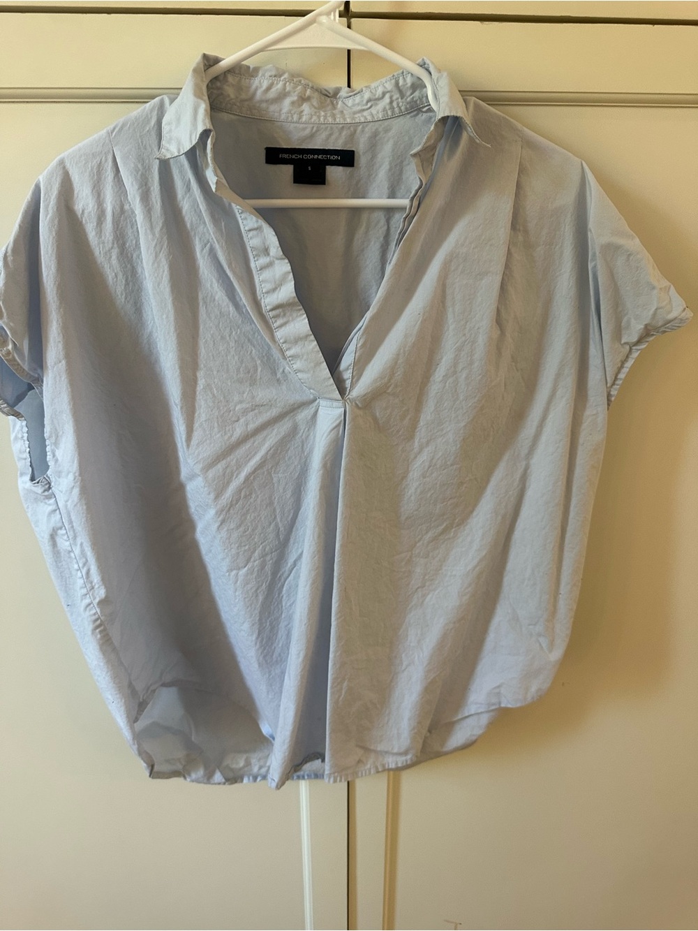 French Connection Light Blue Collared V-Neck Cap Sleeve Blouse
